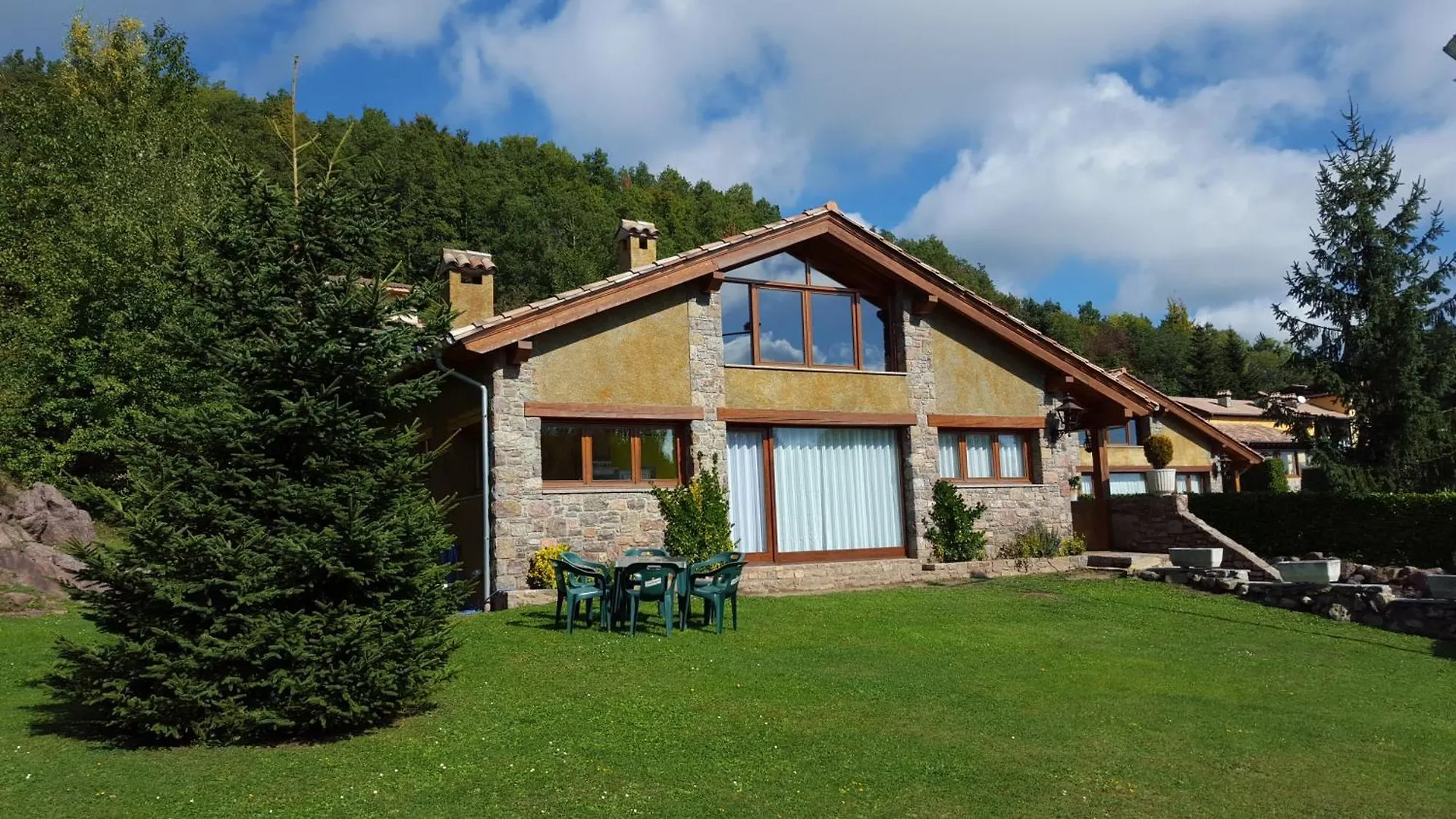 Apartamentos Els Ocells Camprodon